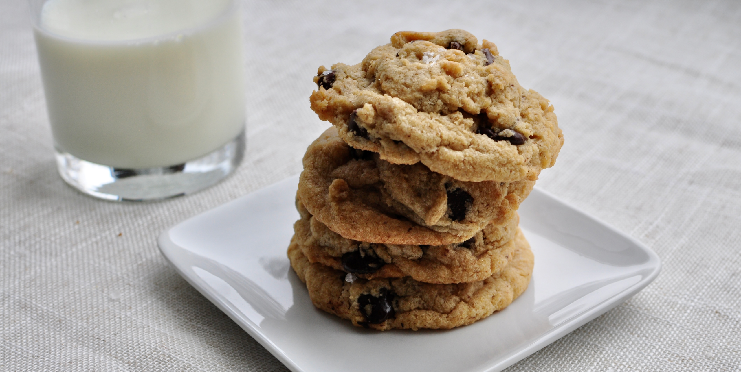 Chewy Chocolate Chip Cookie Recipe with Bread and Cake Flour