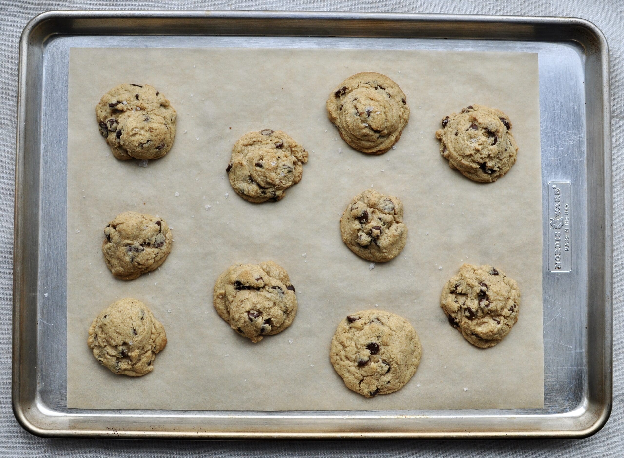 How to Make Chewy Chocolate Chip Cookies