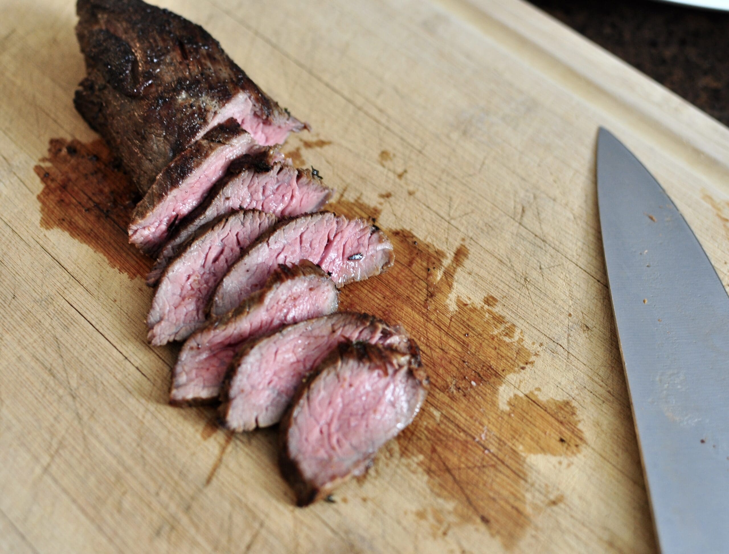 Sliced petite filet steak medium rare
