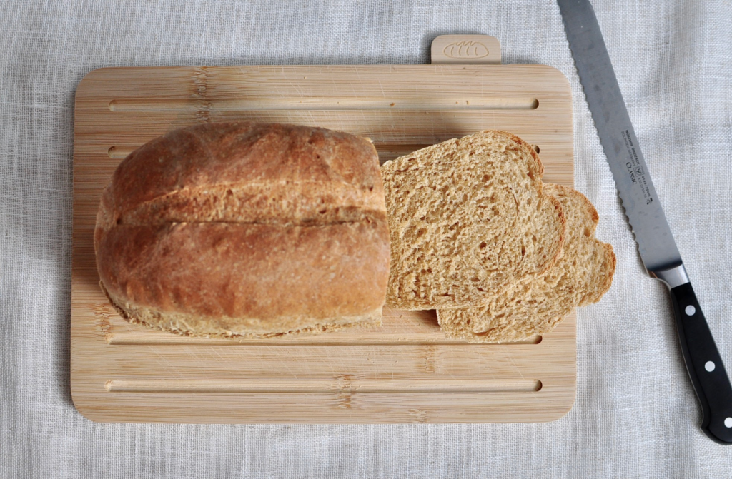 Whole wheat sandwich bread