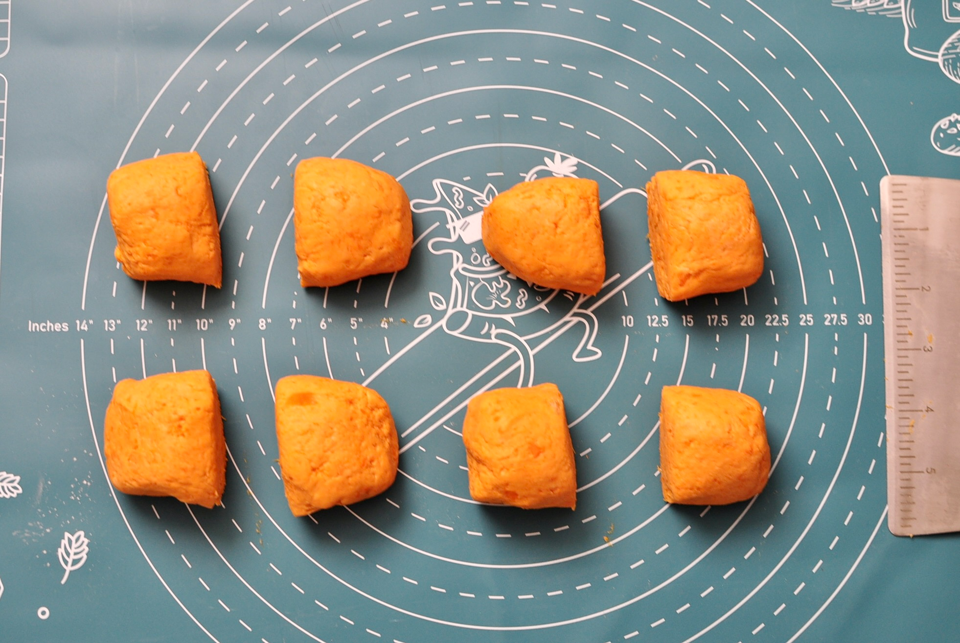 Sweet potato and sweet rice flour dough balls