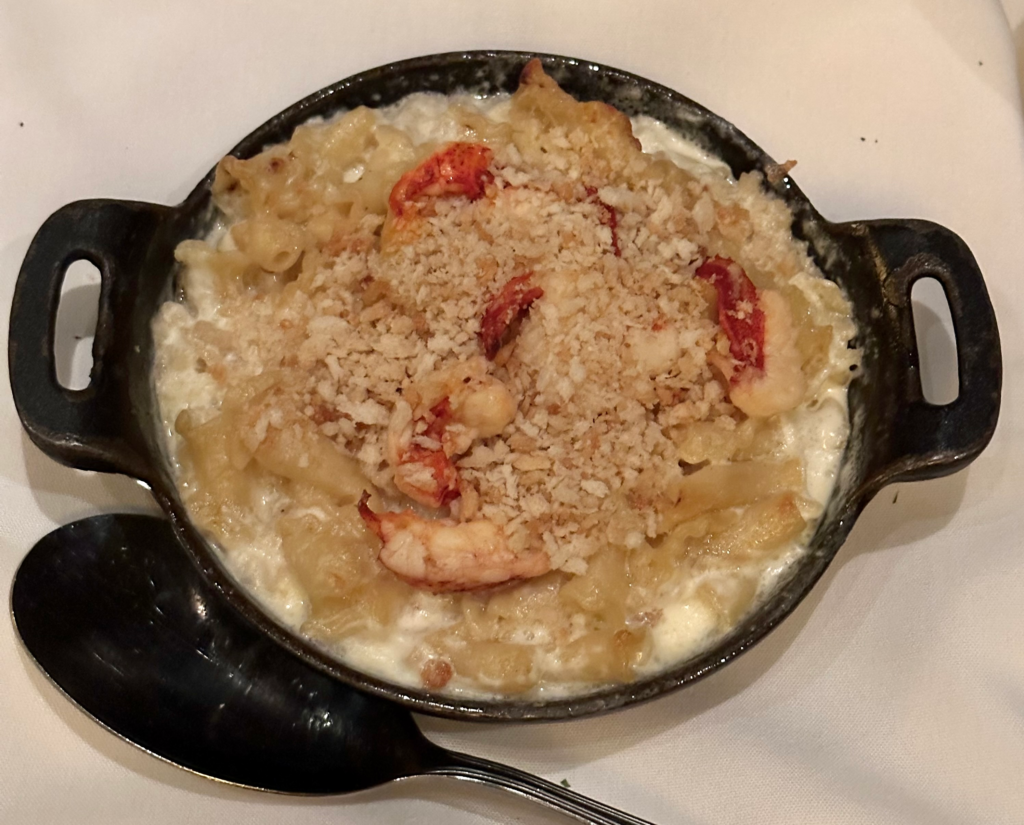 Lobster Mac N Cheese