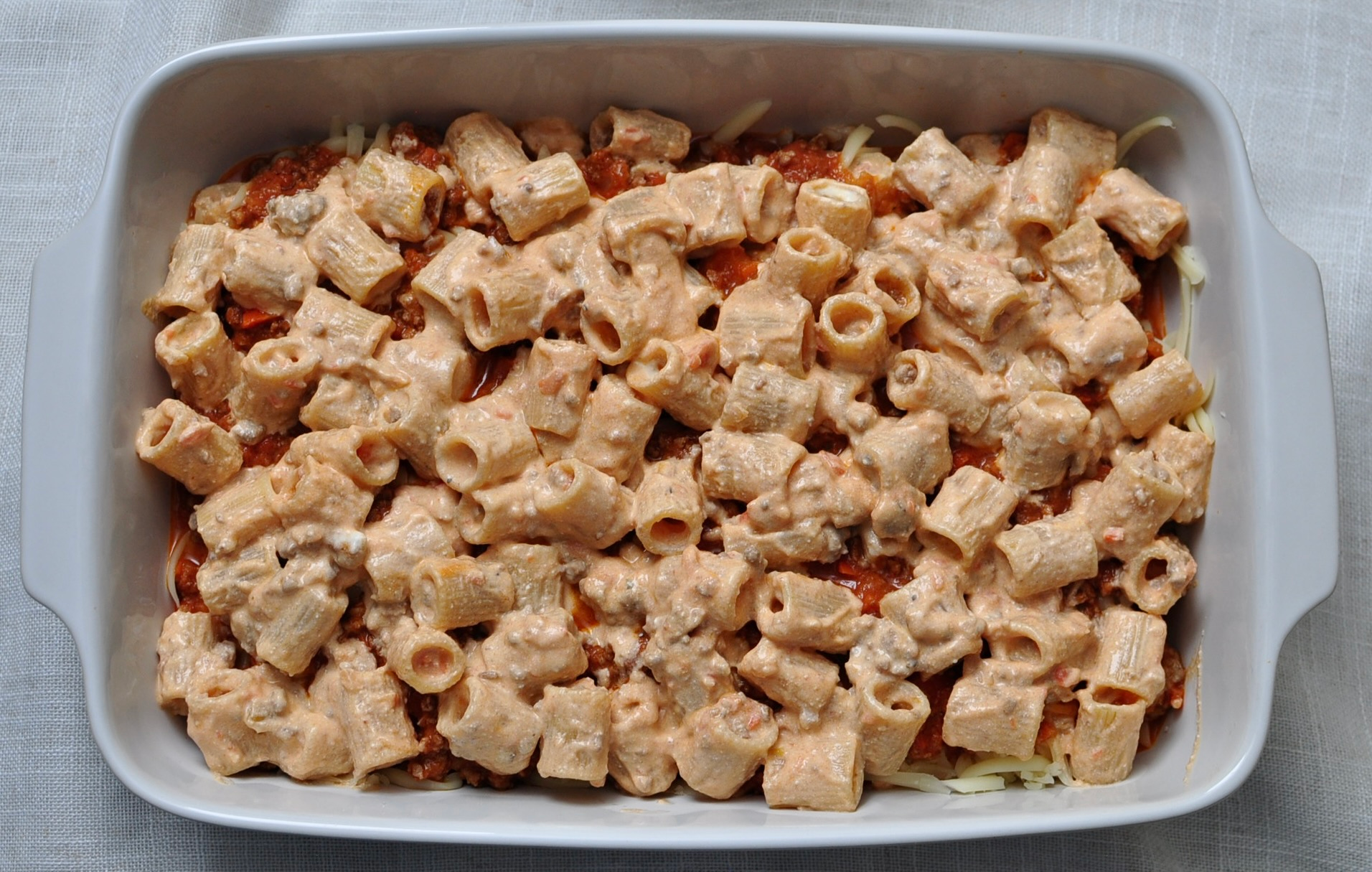 How to assemble baked ziti