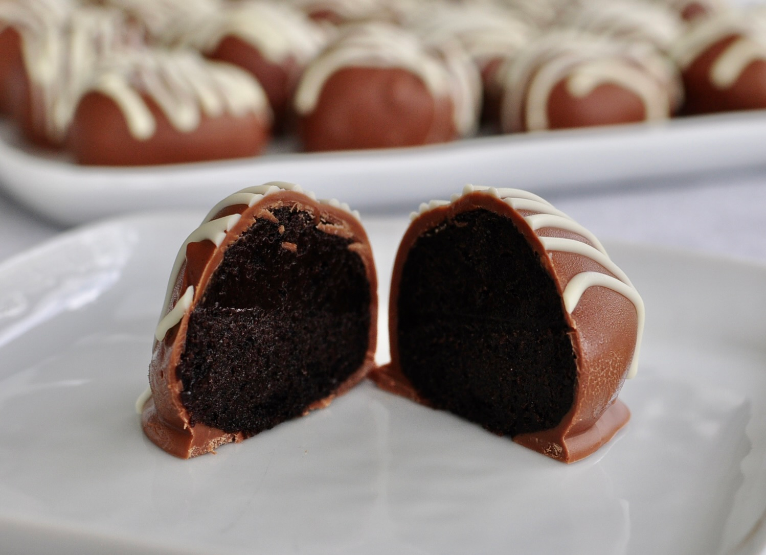 Crushed Oreo Vanilla Espresso Cream Cheese Filled Truffle Balls Recipe