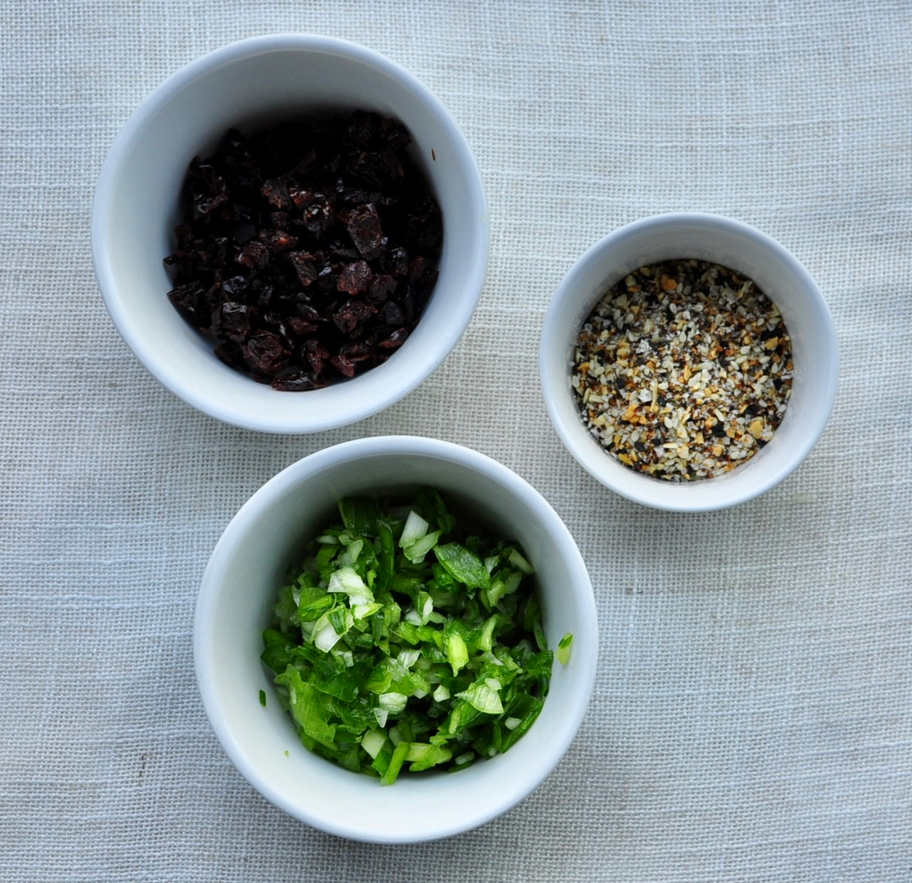 Dried Cherries Scallion Sesame Crunch Toppings for Cheese Balls