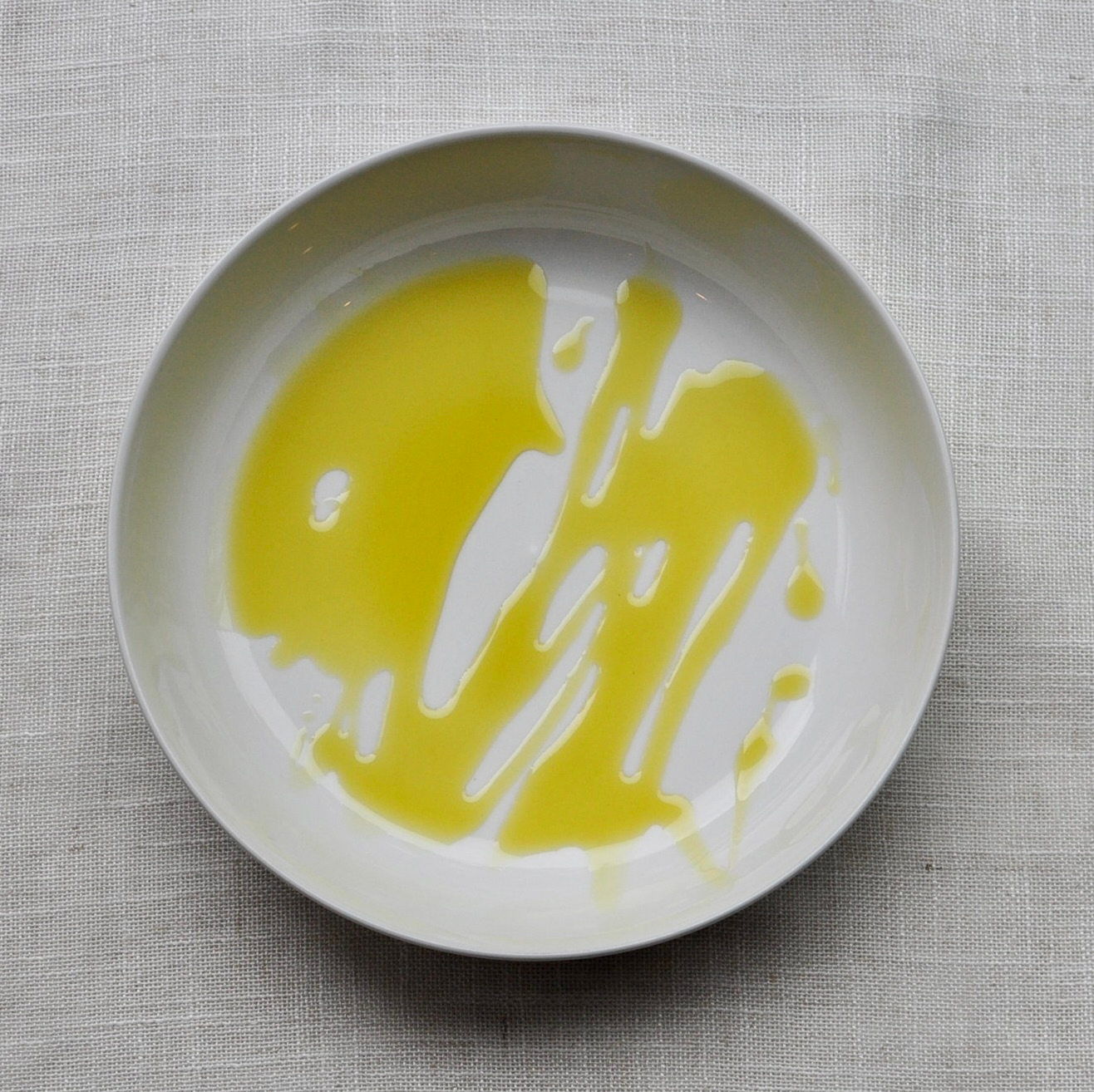 EVOO for Hummus Dip Recipe with Sweety Drops and Olives