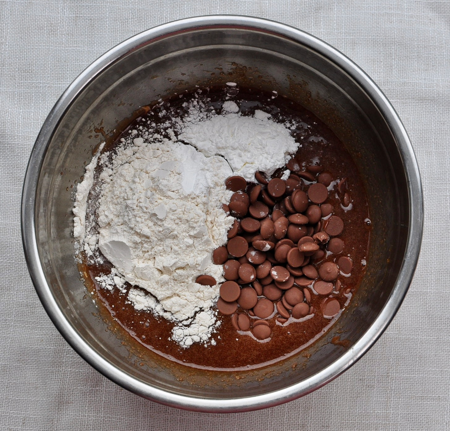Flour Chocolate Callets for Black Cocoa Brownie Recipe