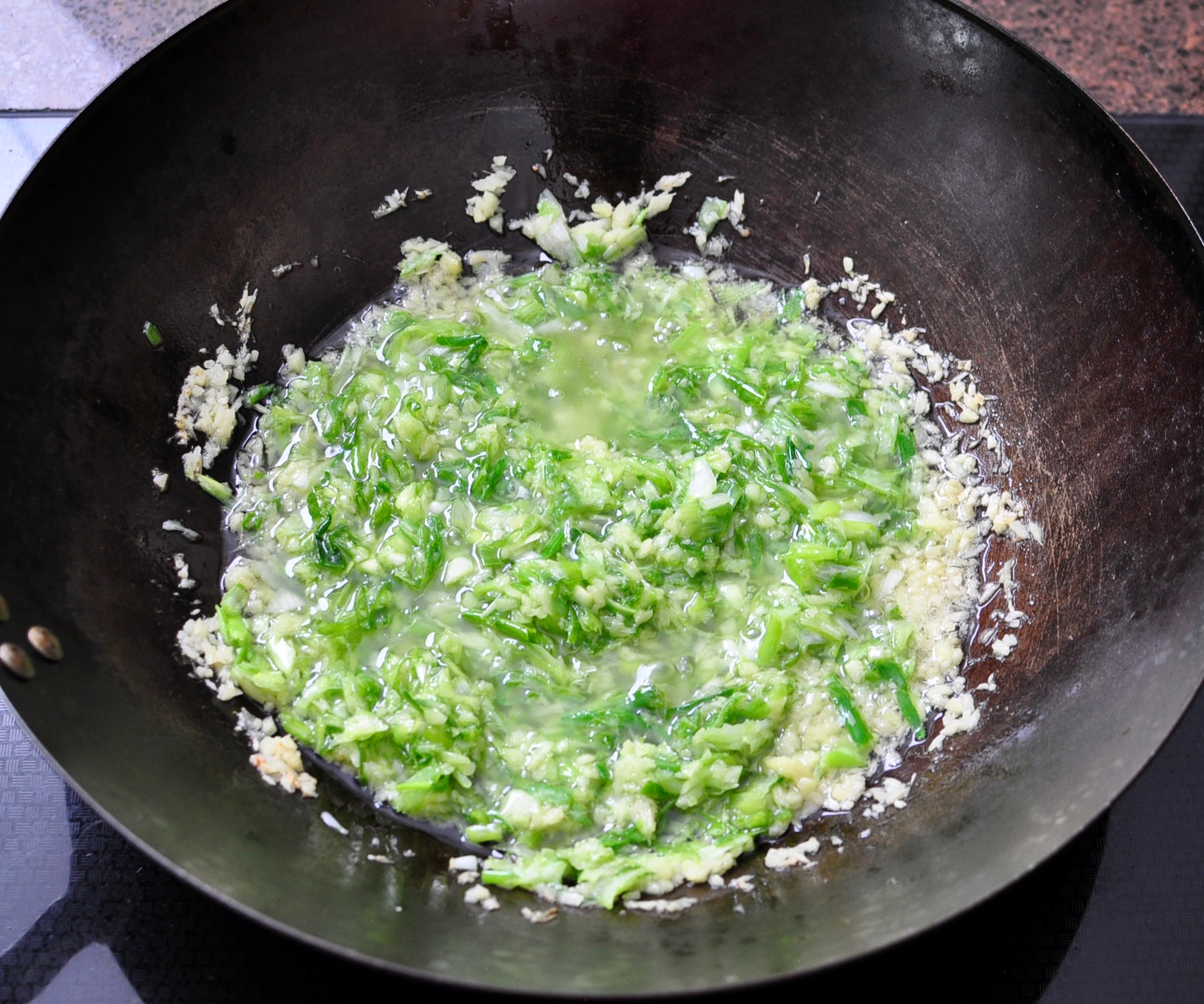 Ginger and Scallion Sizzling in Hot Oil for Chinese Green Sauce