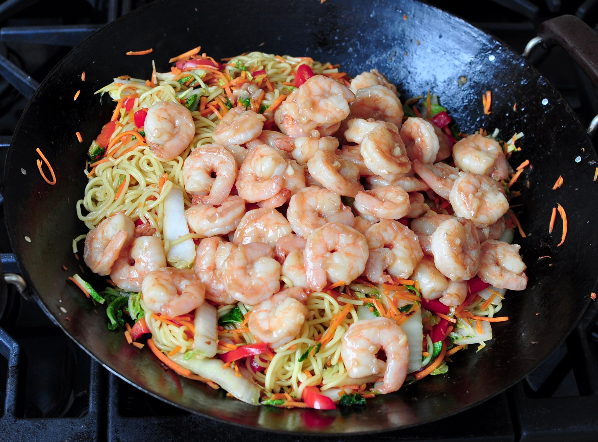 Shrimp Vegetables and Egg Noodles for Lo Mein Recipe