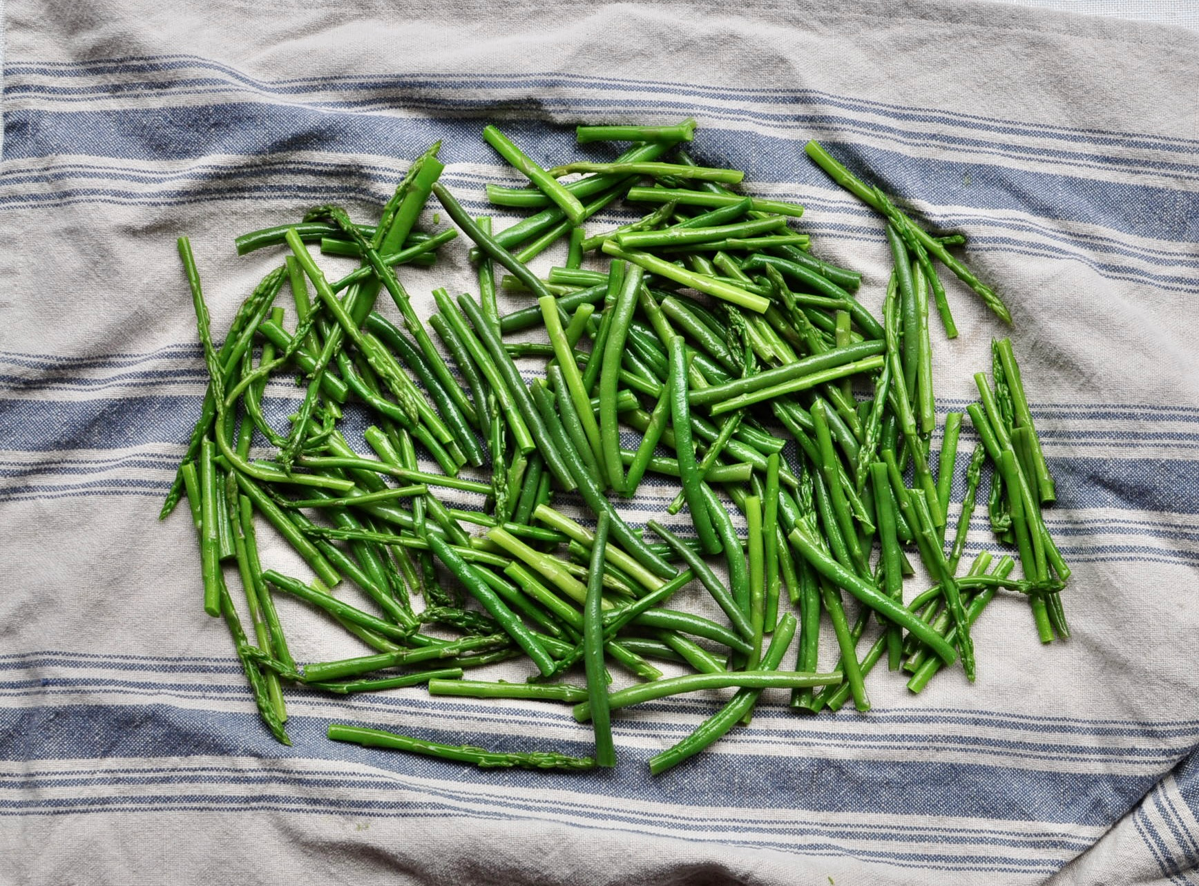 Drain and Dry Asparagus on a towel for Balthazar Salad