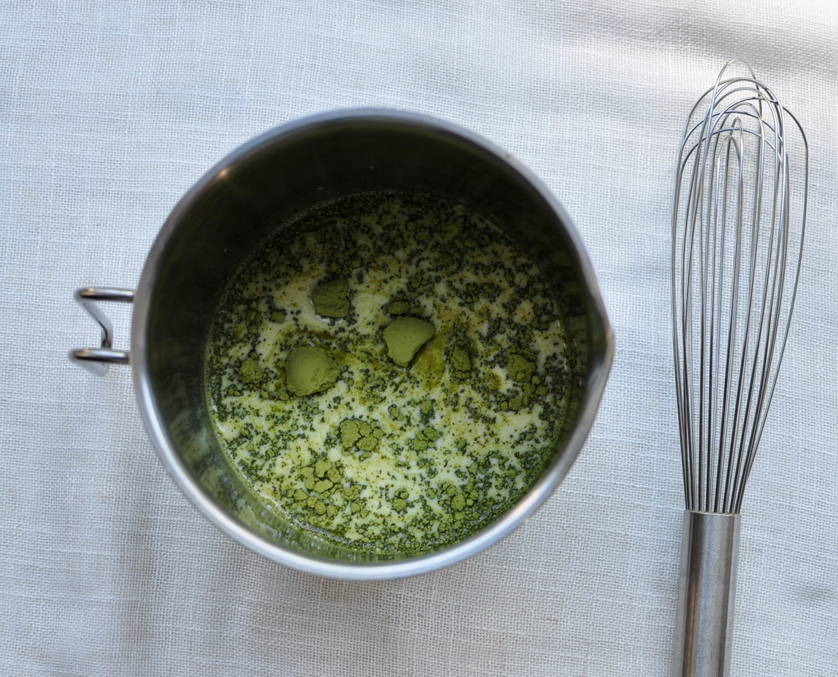 Oat Milk Matcha Green Tea Powder for Chia Pudding